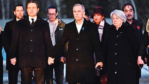 Canadian leaders pay tribute to school shooting victims