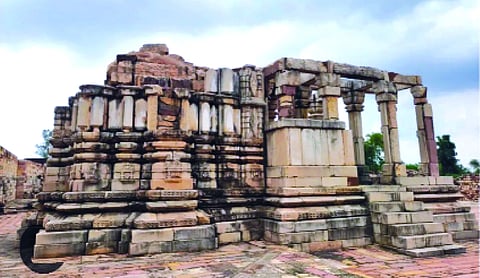 CBI arrests absconding accused in 2002 Garhwa Fort idol theft and murder case