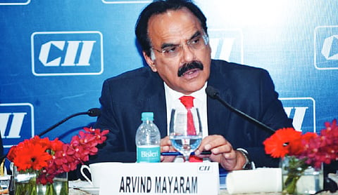 CBI examines ex-finance secretary in currency thread irregularities case