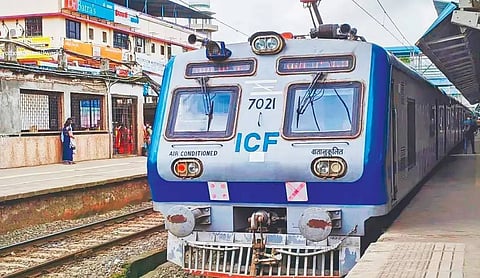 Central Railway to roll out 14 new Mumbai AC locals on Harbour Line from May 1