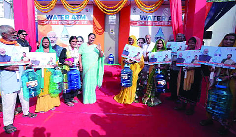 CM launches water ATMs in Shalimar Bagh