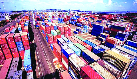 Commerce ministry reviews India-US trade with exporters