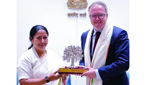 Delhi CM meets German delegation; discuss key sectors
