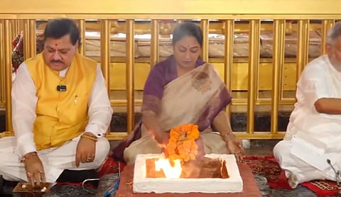 Delhi CM Rekha Gupta performing havan. (PTI Photo)