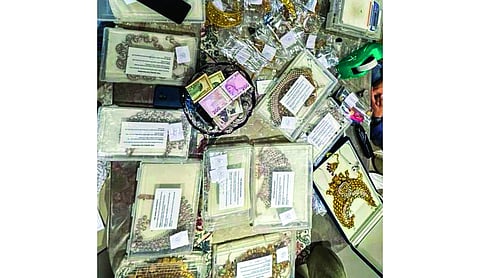 ED seizes Rs 5.12 crore in cash, jewellery worth Rs 8.80 crore