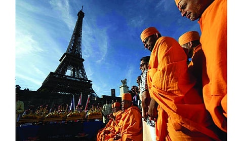 Eiffel Tower shut as staff strike over Hindu group visit