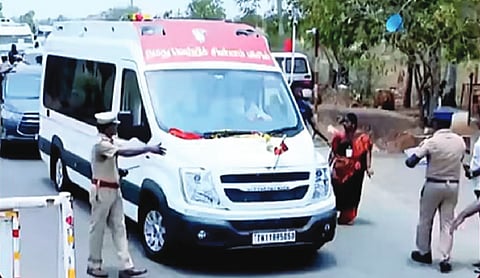 Election Flying Squad Inspects TVK Chief Vijay’s Vehicle