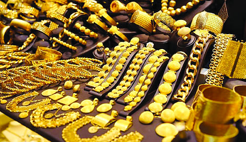 Gold snaps losing streak, rises to Rs 1.59 lakh/10g in Delhi