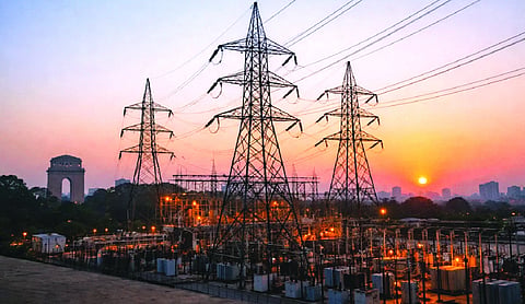 Government to hike power tariff to pay Rs 38,552 crore discom dues