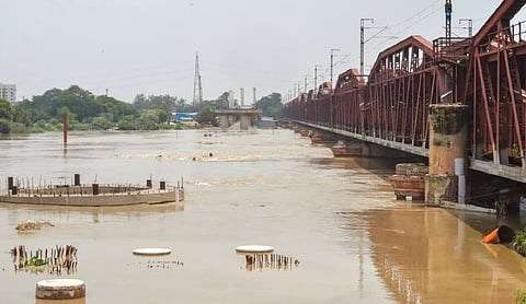 Govt approves 4.72-km flood protection wall along Ring Road