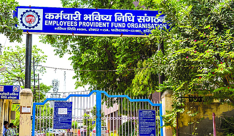 Govt holds rates for small savings