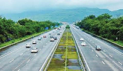Govt misses FY26 highway construction target due to delay in land acquisition