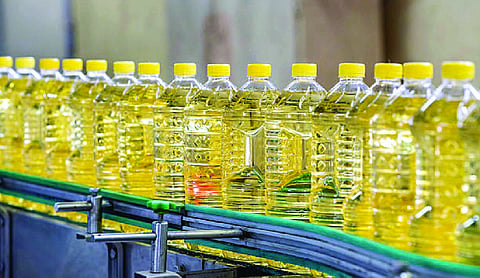 Govt moves to standardise edible oil pack sizes