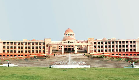 HC flags Rahul Gandhi dual citizenship