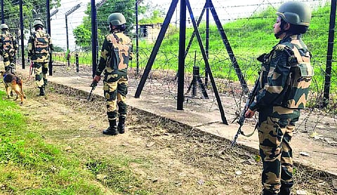 HC slams West Bengal Govt for delay in handing over land to BSF for fencing India-Bangladesh border