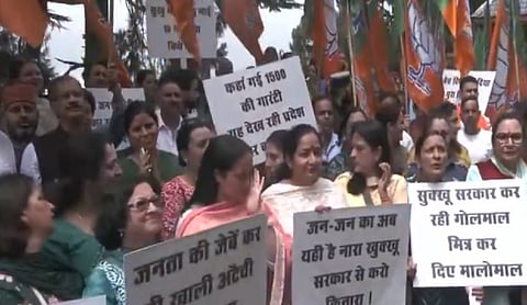 Himachal BJP protests outside CM Sukhu’s residence, alleges corruption