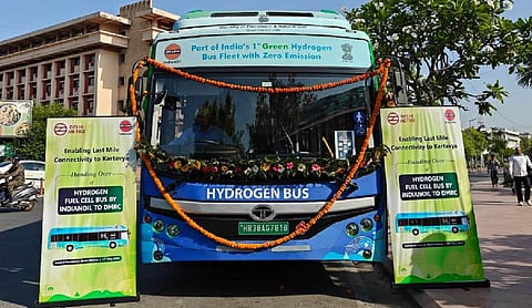 Hydrogen-Powered Shuttle Bus service launched at Delhi Central Vista