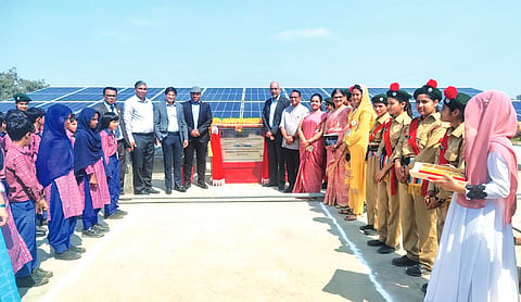 ICRA installs solar power system at Deepalaya School