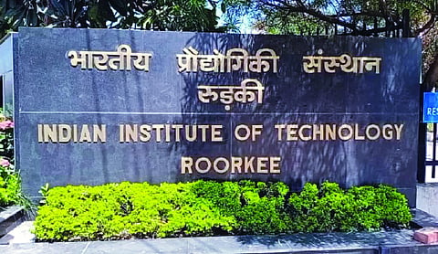 IIT-Roorkee advises students, staff against political posts