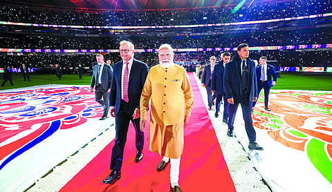 India, Australia deepen defence, nuclear ties