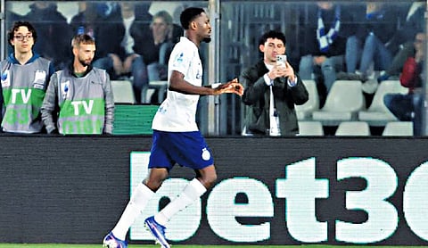 Inter moves closer to Serie A title after Napoli draw