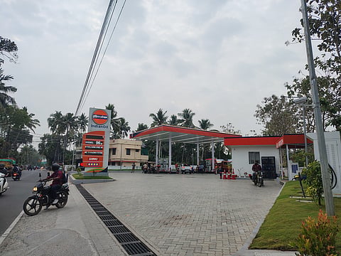 Representational image: An Indian Oil Corporation filling station. Photo: Manukrishnan80 / Wikimedia Commons (CC BY-SA 4.0).