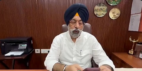Harmeet Singh Kalka files FIR against AAP members for causing ruckus as the gurudwara