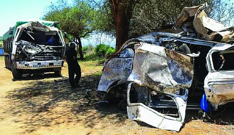 Kenya highway crash kills 17 pilgrims