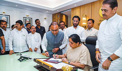 Maharashtra Deputy CM Sunetra Pawar takes charge of duties