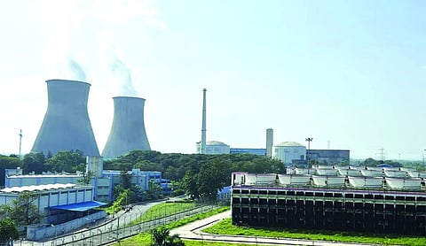 Maharashtra Govt signs MoUs for nuclear energy projects