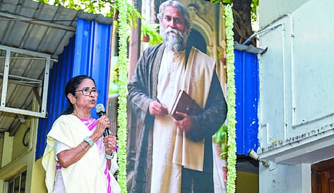 Mamata urges Opposition to form joint platform against BJP