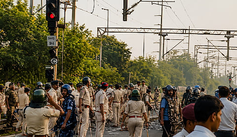 Massive crowd at Patliputra Station causes chaos during Bihar Excise Constable Exam rush