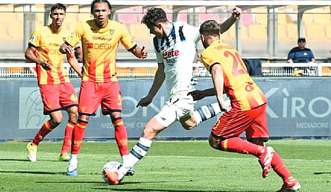 Matteo Politano late goal lifts Napoli into second in Serie A