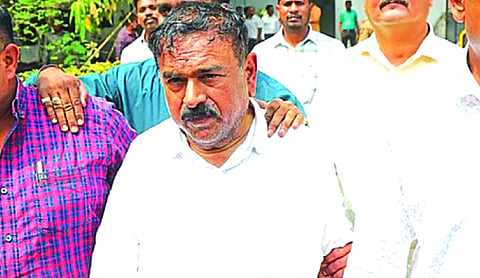 Nashik court sends ‘godman’ Kharat in police custody