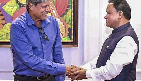 File photo: Odisha Chief Minister Mohan Charan Majhi meets former cricketer Kapil Dev, BHUBANESWAR. (PTI Photo)