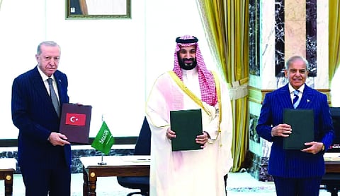 Pak, Turkiye agree to deploy forces in Saudi