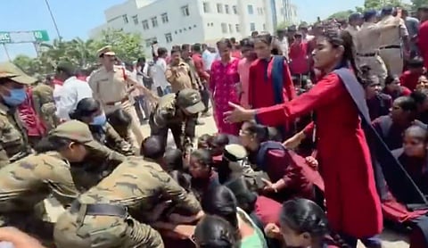 Students of Patancheru Government Polytechnic College blocked the national highway demanding withdrawal of GO 97. Police detained several protesters amid the ongoing statewide agitation. Image source: X/screengrab