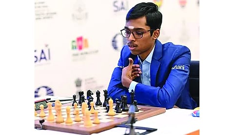 Praggnanandhaa trails in Blitz