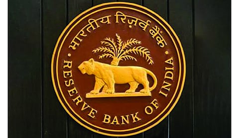 RBI asks banks to install fake currency detection machines