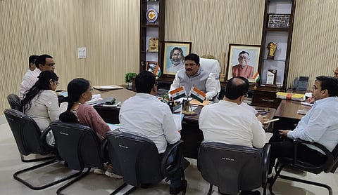 Santhal Pargana Commissioner cracks down on revenue sluggishness