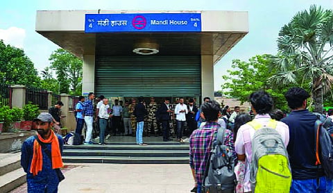 SC notice to Govt, police over Metro station closures