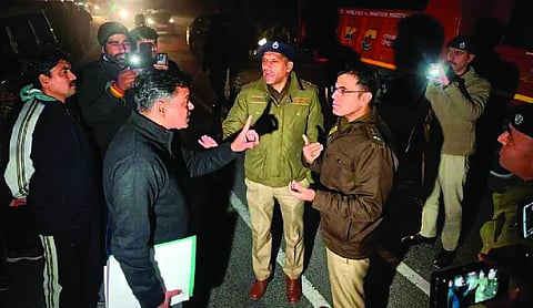 Shirtless protest: Delhi, Himachal Pradesh Police standoff over 3 arrested Youth Congress activists