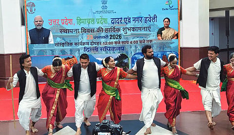 Statehood day marked with folk arts at Delhi Secretariat