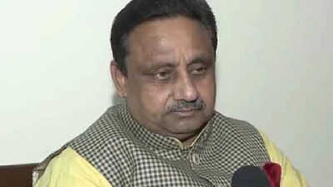 Stop e-commerce misdeeds: MP Praveen Khandelwal