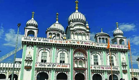 Suspect held after 2 injured in Canada gurdwara stabbing