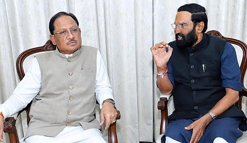 Telangana Irrigation Minister N Uttam Kumar Reddy meets Chhattisgarh Chief Minister Vishnu Deo Sai in New Delhi to seek an NOC for the Sammakka Sagar Project. Source: Facebook/Uttam Kumar Reddy