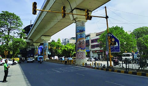 Traffic eases on Vikas Marg after crackdown, new measures