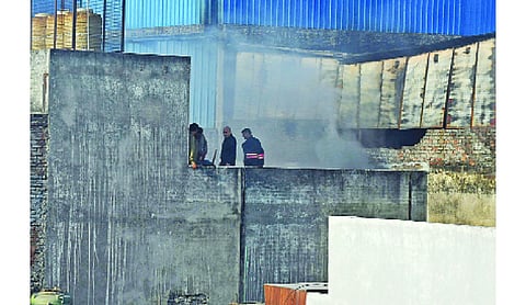 Two charred to death in Sadar Bazar godown blaze