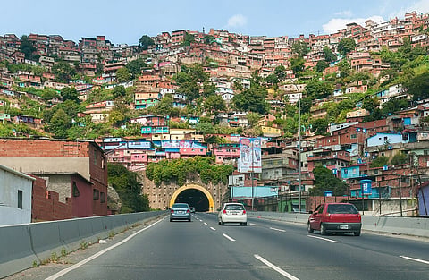 Representational image. File photo (2013). El Paraiso tunnel entrance in Caracas. Photo: Wilfredor / Wikimedia Commons (public domain).