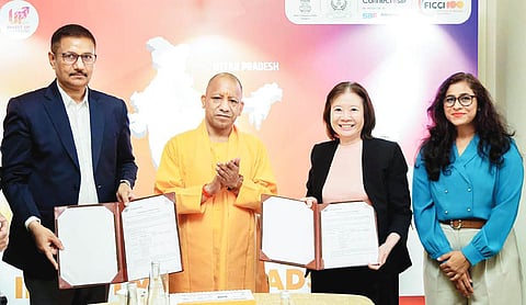 Yogi invites Singapore’s Global Indian Schools to Lucknow